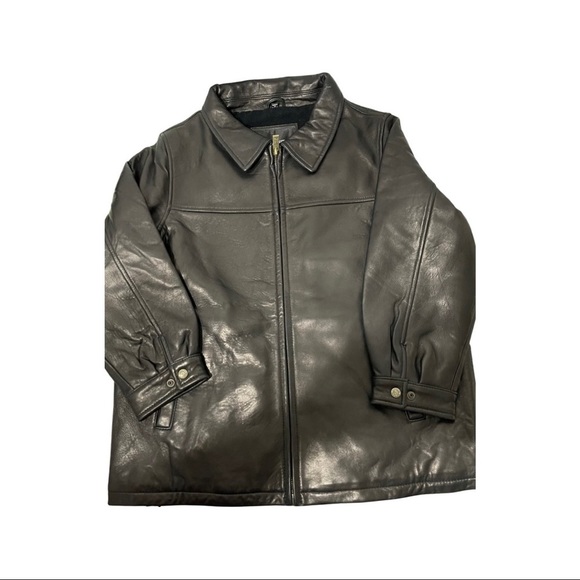 Classic Black Leather Jacket - Picture 6 of 13